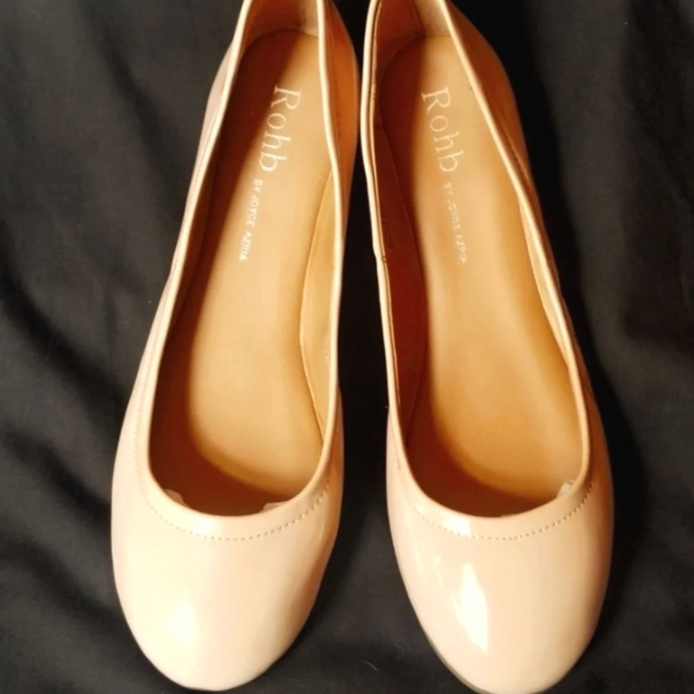 NWT, NEW Women's Rohb Joyce Azria Corsica II Ballerina Flats - Picture 1 of 10
